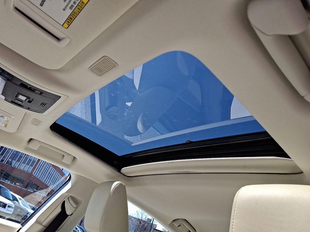 used 2022 Lexus ES 350 car, priced at $34,350