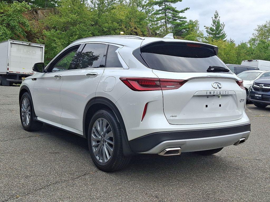 new 2025 INFINITI QX50 car, priced at $47,318