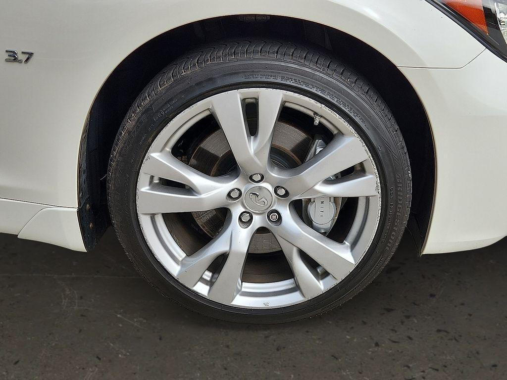 used 2019 INFINITI Q70L car, priced at $26,000