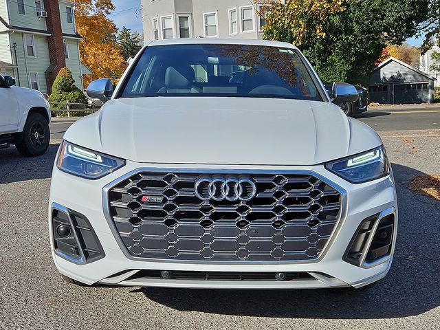 used 2022 Audi SQ5 car, priced at $32,138