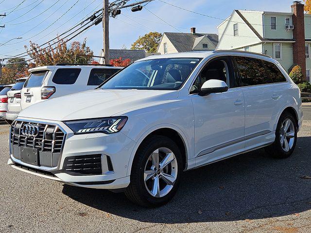 used 2024 Audi Q7 car, priced at $49,000