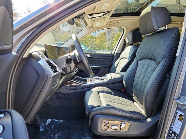 used 2025 BMW X7 car, priced at $67,500