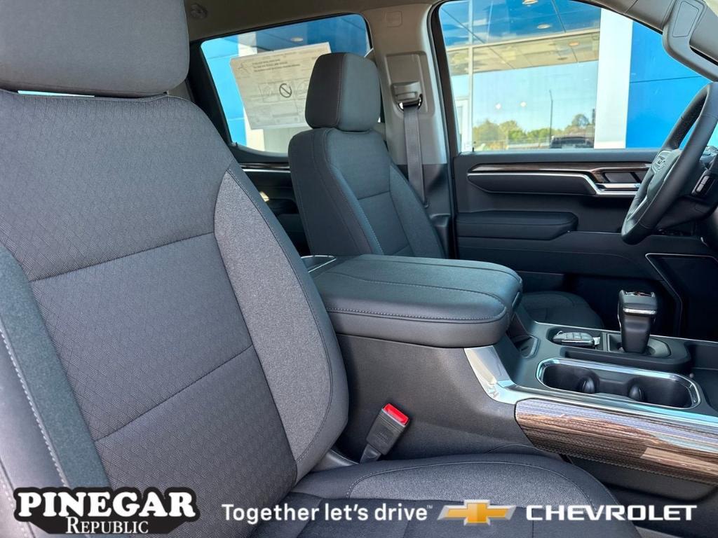 new 2026 Chevrolet Silverado 1500 car, priced at $52,325