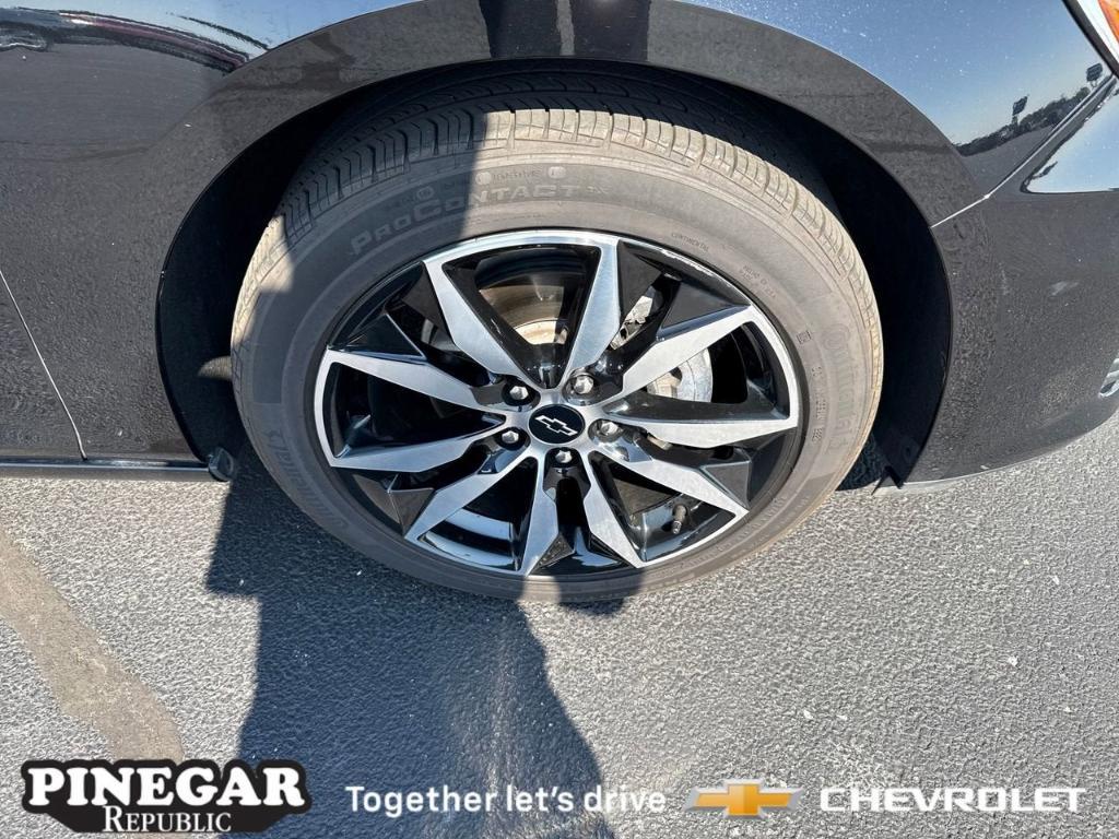 used 2024 Chevrolet Malibu car, priced at $22,630