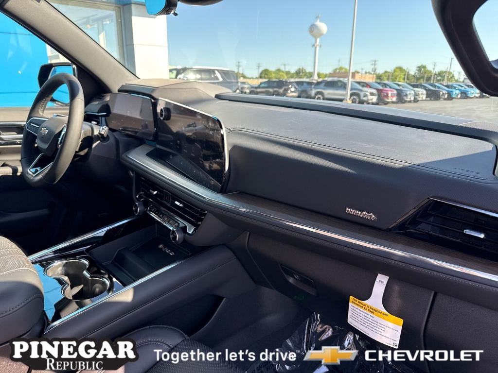 new 2025 Chevrolet Tahoe car, priced at $83,895
