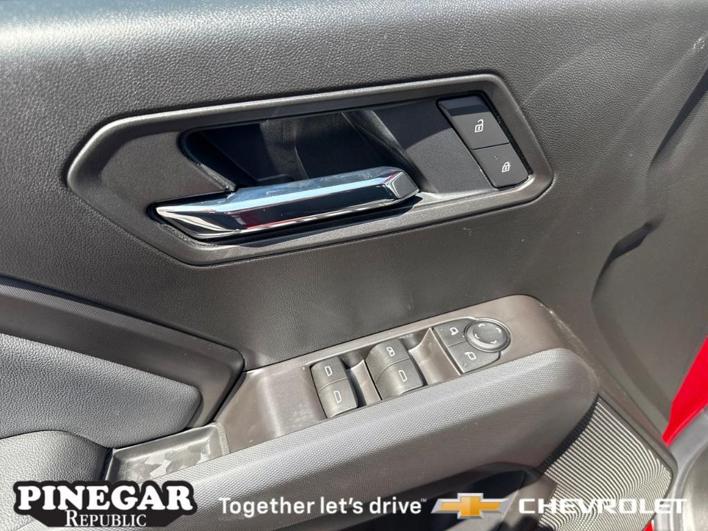 new 2025 Chevrolet Colorado car, priced at $39,500