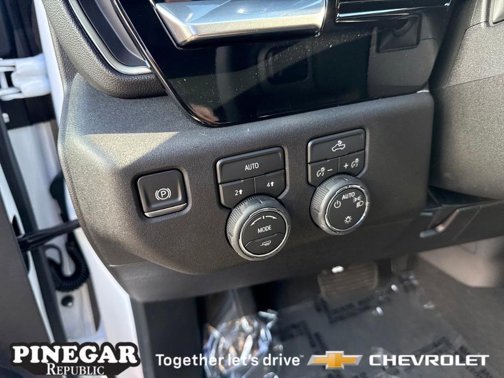 new 2026 Chevrolet Silverado 1500 car, priced at $44,195