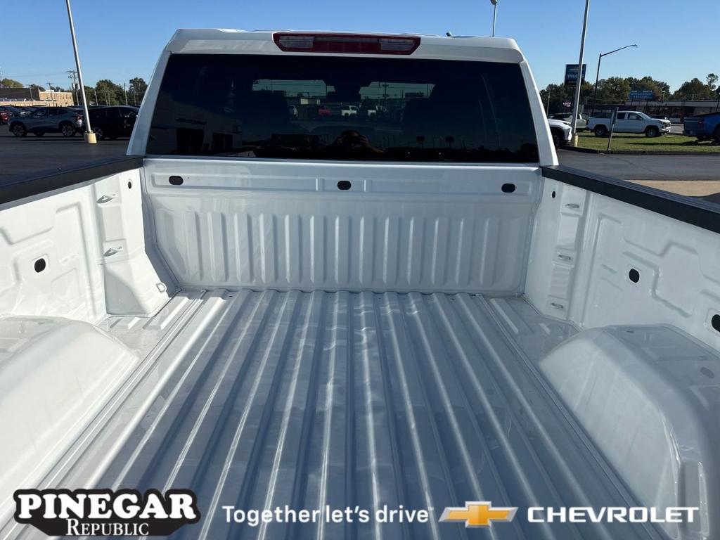 new 2026 Chevrolet Silverado 1500 car, priced at $44,195