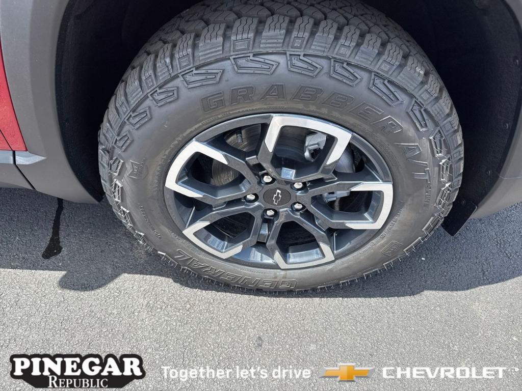 new 2026 Chevrolet Equinox car, priced at $36,040