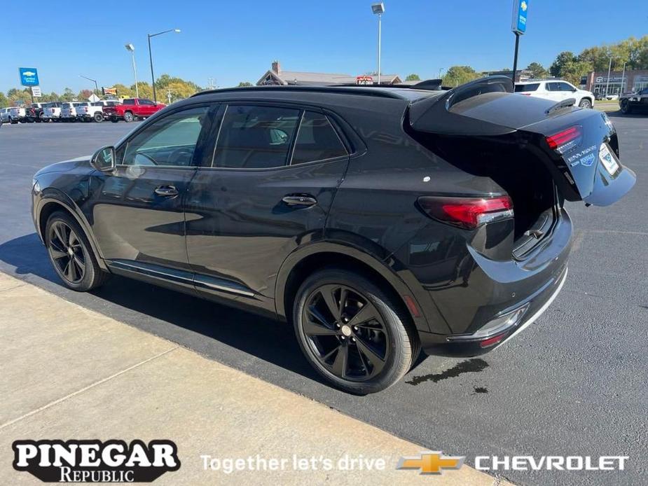 used 2021 Buick Envision car, priced at $25,000