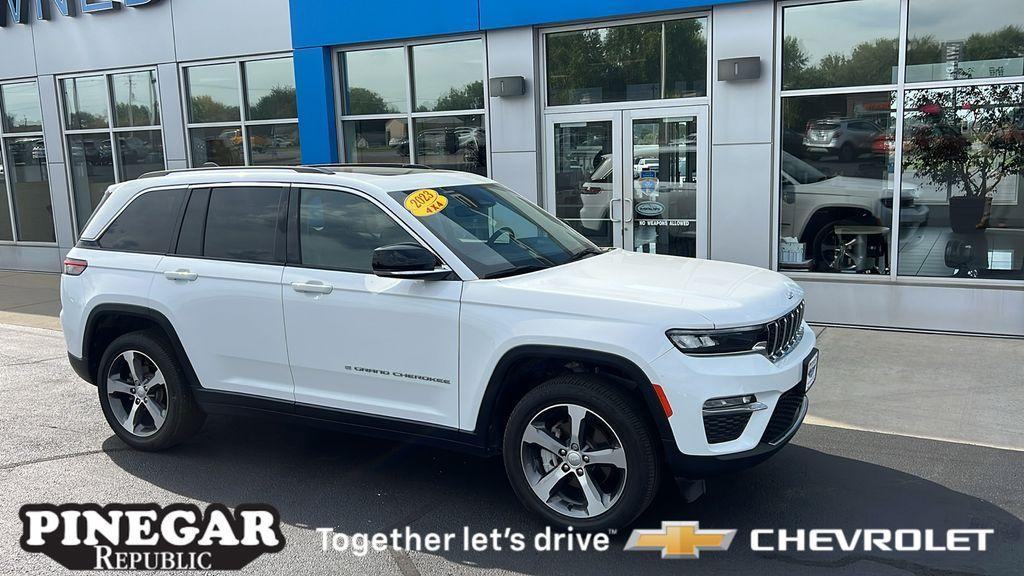 used 2023 Jeep Grand Cherokee car, priced at $34,958