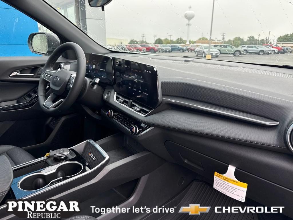 new 2026 Chevrolet Equinox car, priced at $37,155