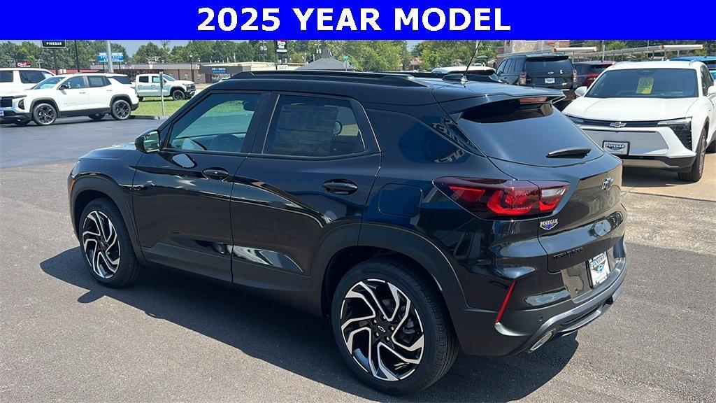 new 2025 Chevrolet TrailBlazer car, priced at $31,080