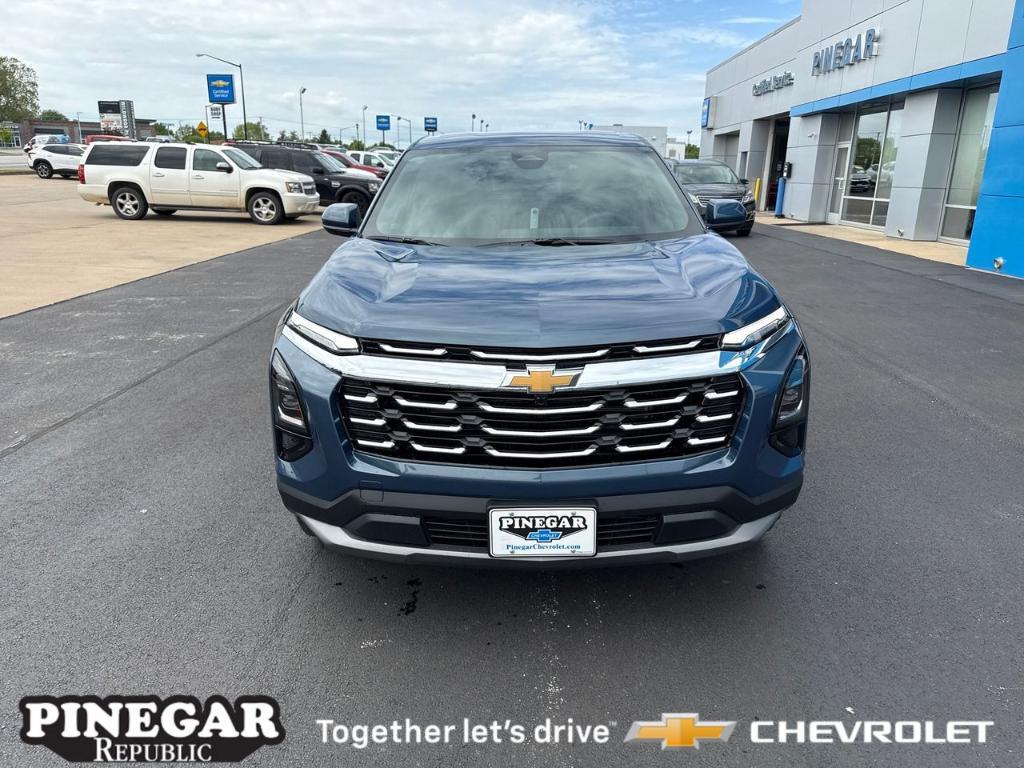 new 2026 Chevrolet Equinox car, priced at $31,100
