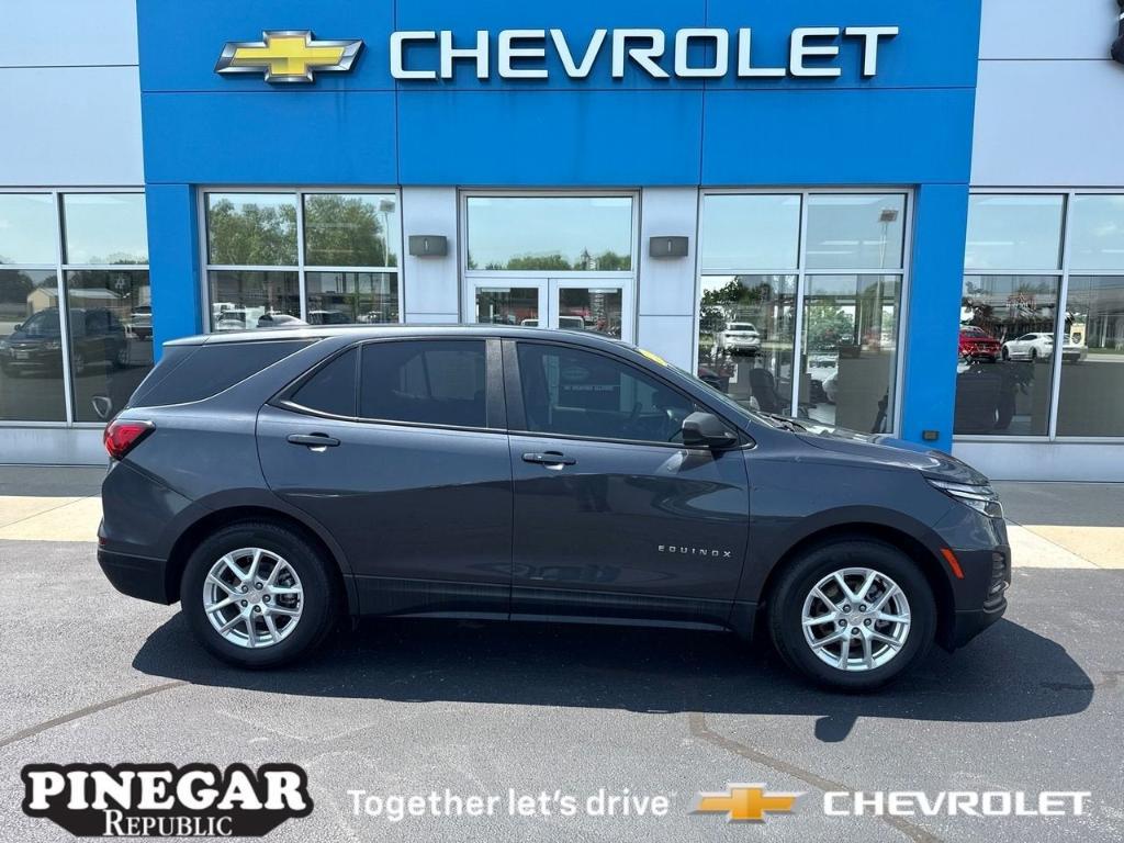 used 2022 Chevrolet Equinox car, priced at $20,907