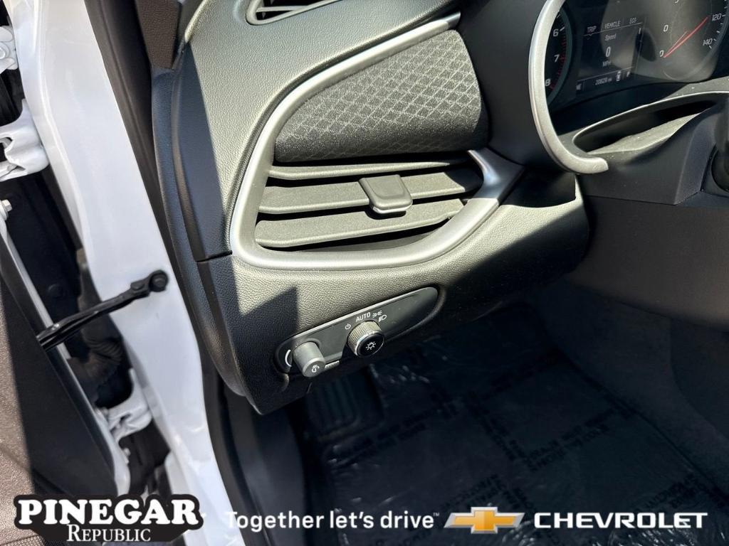 used 2024 Chevrolet Malibu car, priced at $20,304