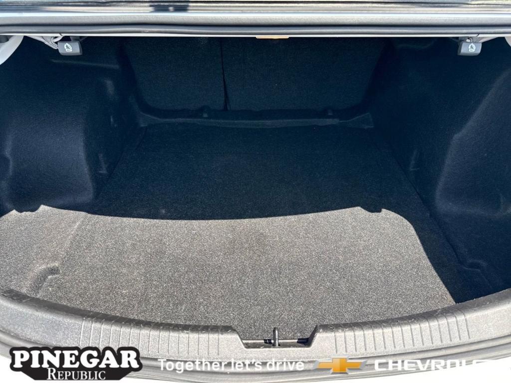 used 2024 Chevrolet Malibu car, priced at $20,304