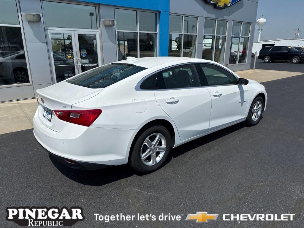 used 2024 Chevrolet Malibu car, priced at $20,304