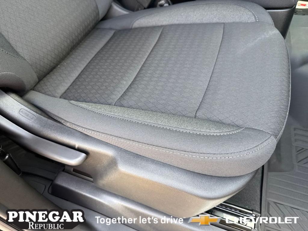 new 2025 Chevrolet Silverado 1500 car, priced at $51,270