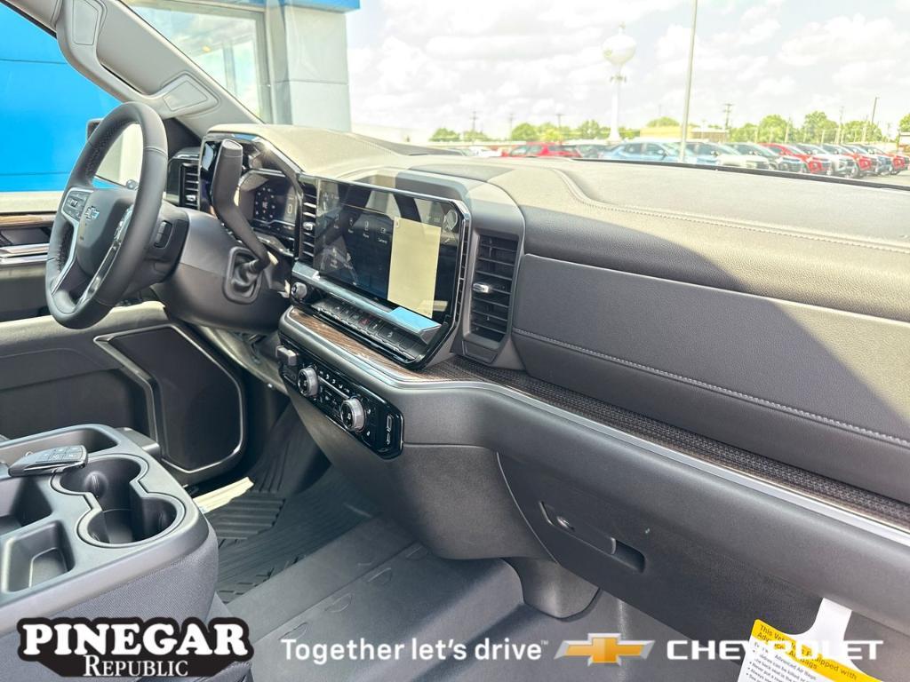 new 2025 Chevrolet Silverado 1500 car, priced at $51,270