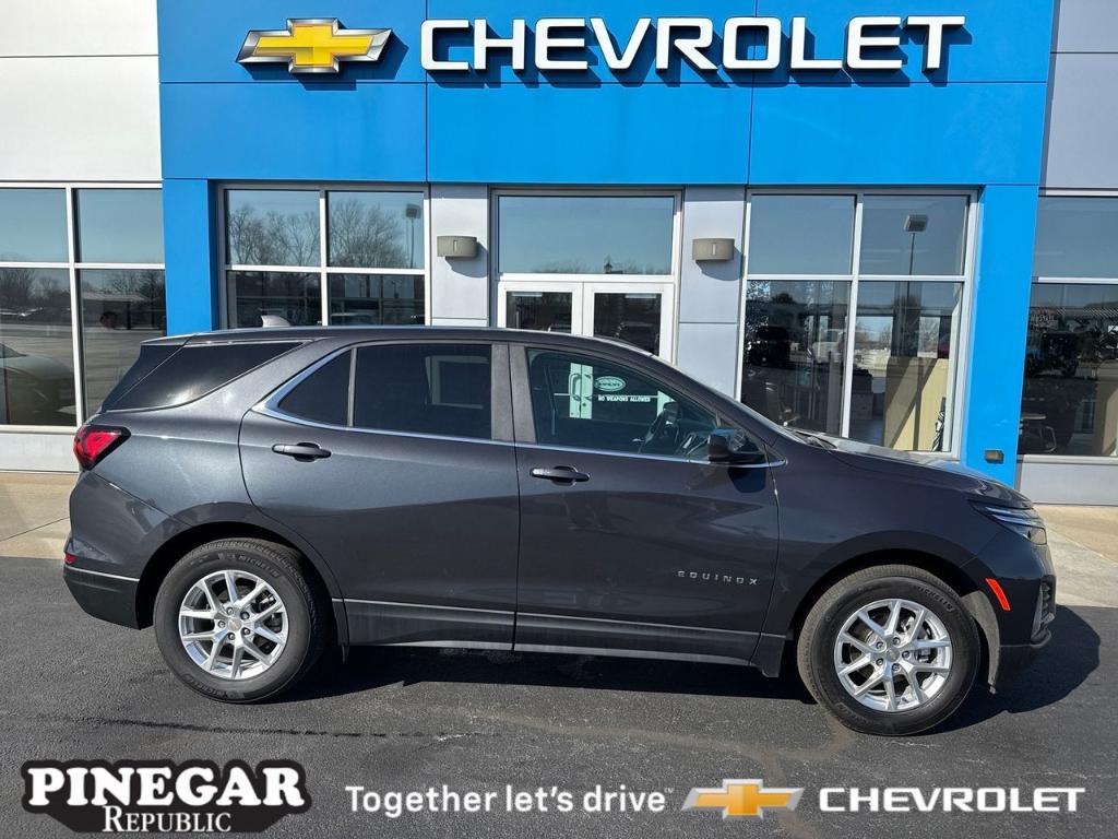 used 2022 Chevrolet Equinox car, priced at $22,554