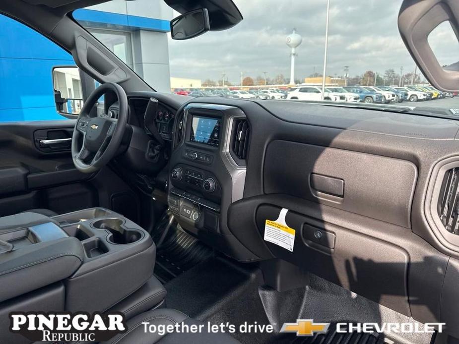 new 2025 Chevrolet Silverado 3500 car, priced at $49,375