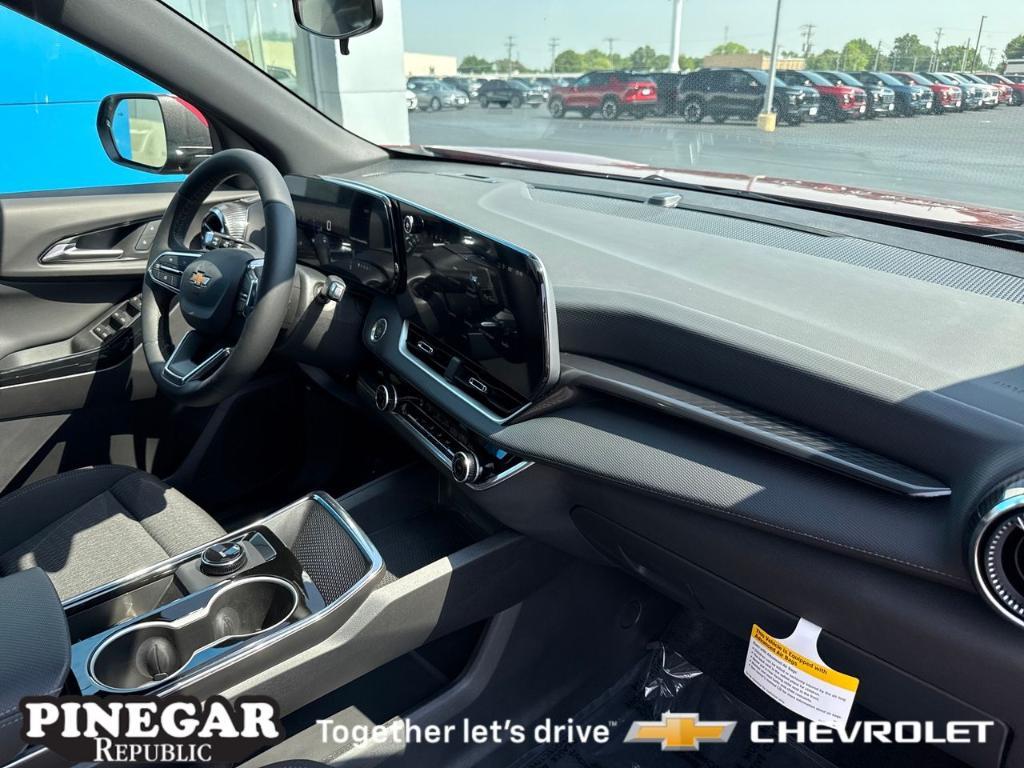 new 2026 Chevrolet Equinox car, priced at $30,490