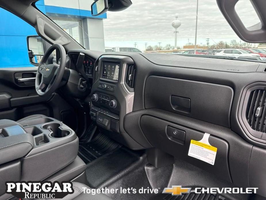 new 2025 Chevrolet Silverado 3500 car, priced at $50,375