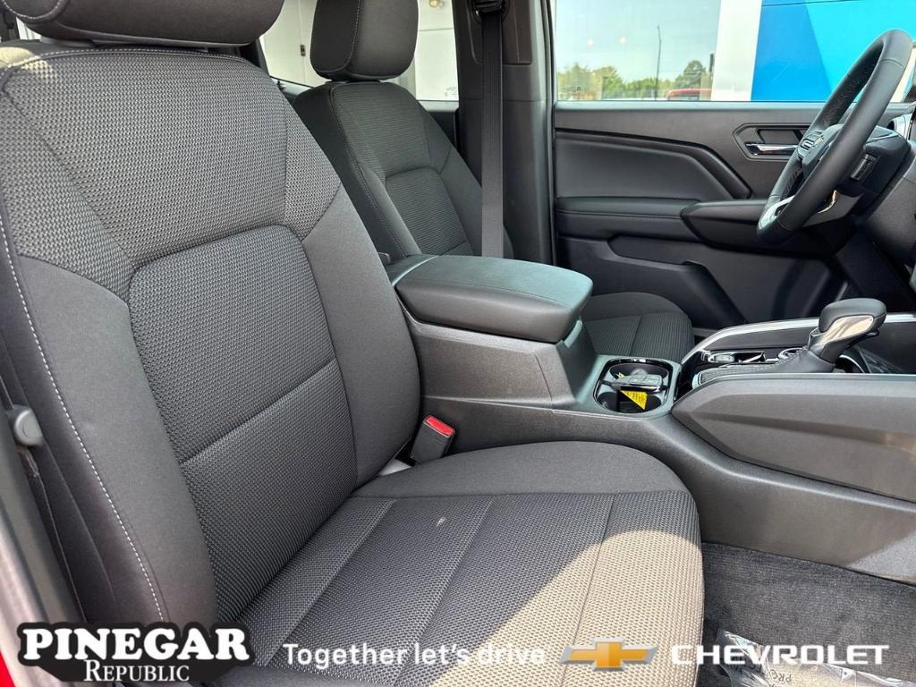new 2026 Chevrolet Colorado car, priced at $40,565