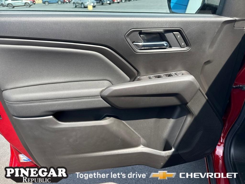 new 2026 Chevrolet Colorado car, priced at $40,565