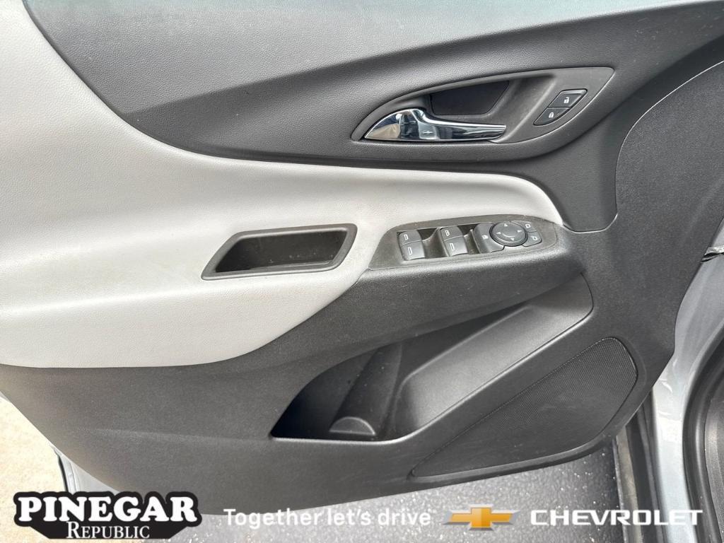 used 2023 Chevrolet Equinox car, priced at $23,240