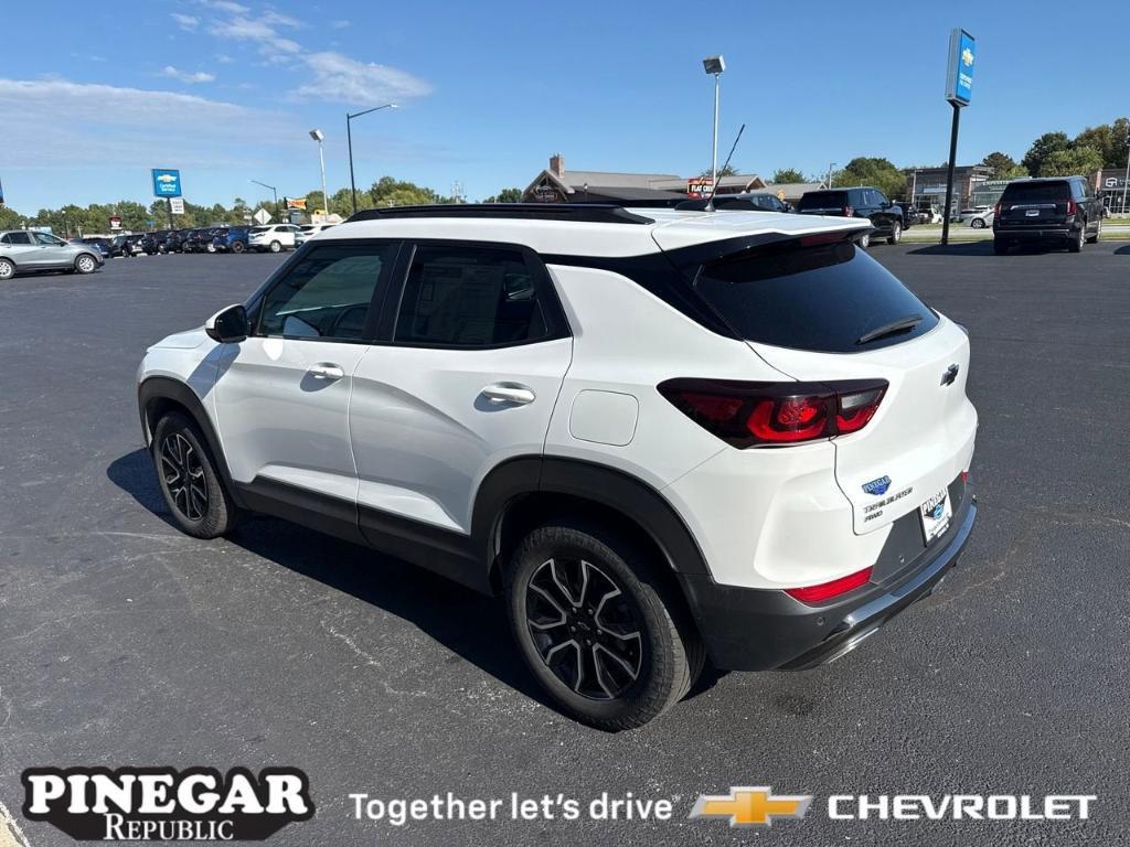 used 2024 Chevrolet TrailBlazer car, priced at $24,966