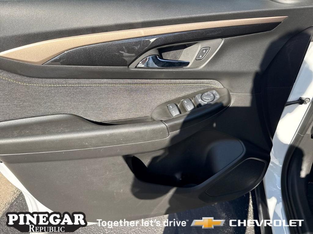 used 2024 Chevrolet TrailBlazer car, priced at $24,966