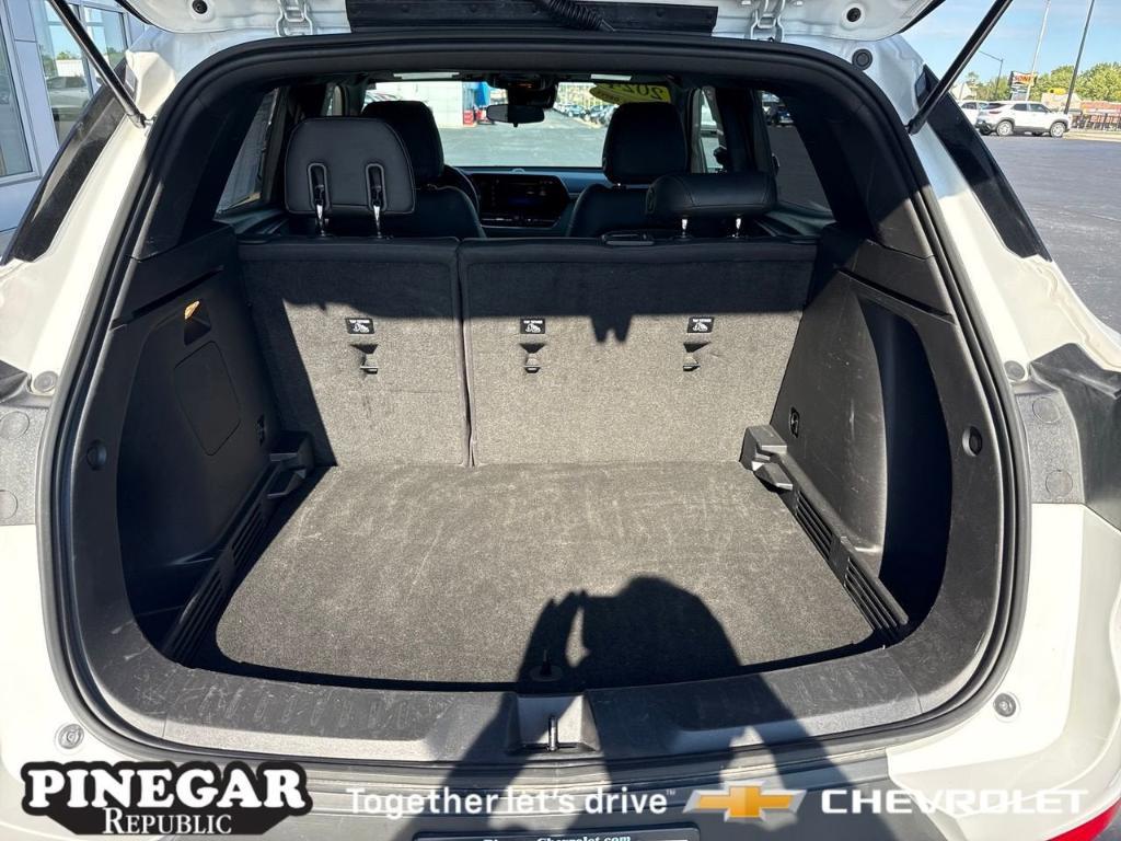 used 2024 Chevrolet TrailBlazer car, priced at $24,966