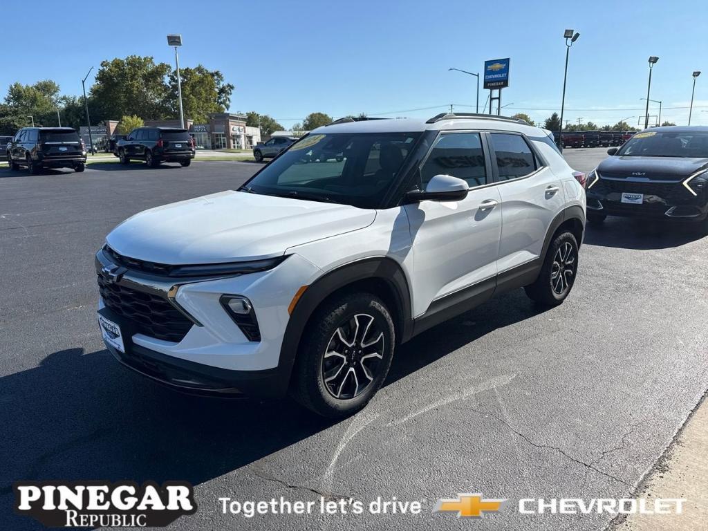 used 2024 Chevrolet TrailBlazer car, priced at $24,966