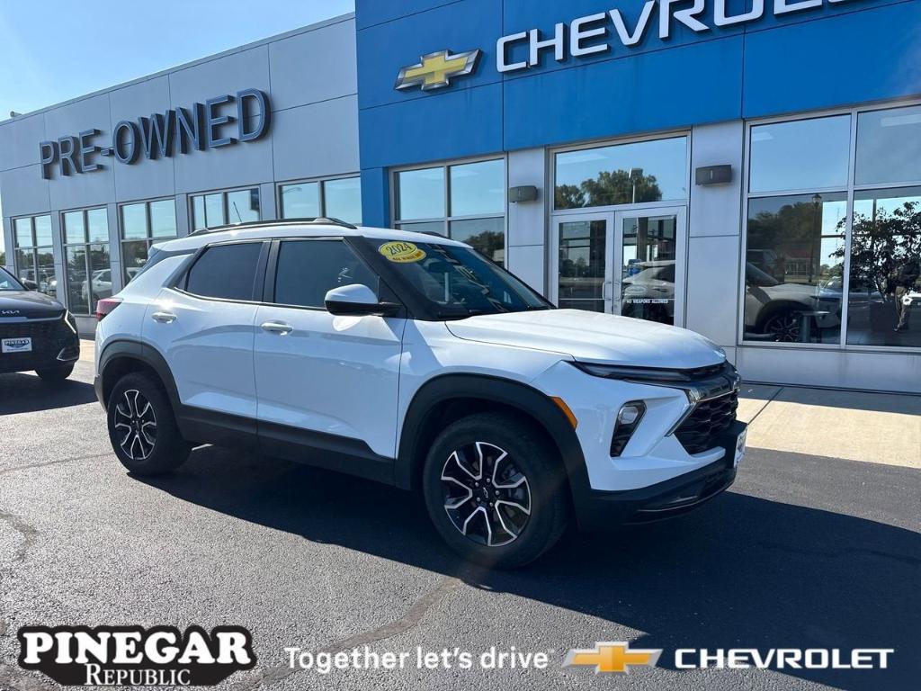 used 2024 Chevrolet TrailBlazer car, priced at $24,966