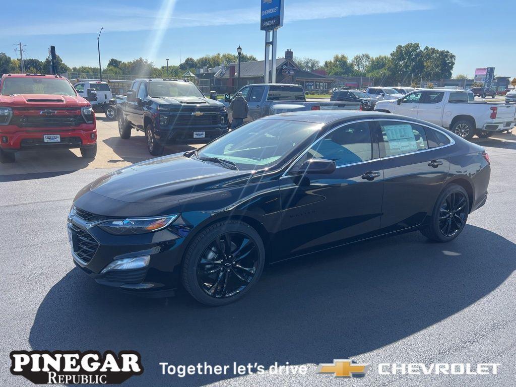 new 2025 Chevrolet Malibu car, priced at $29,490