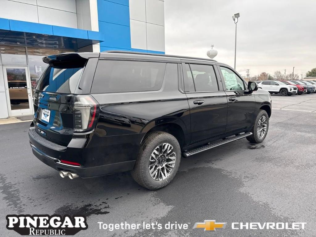 new 2025 Chevrolet Suburban car, priced at $73,625