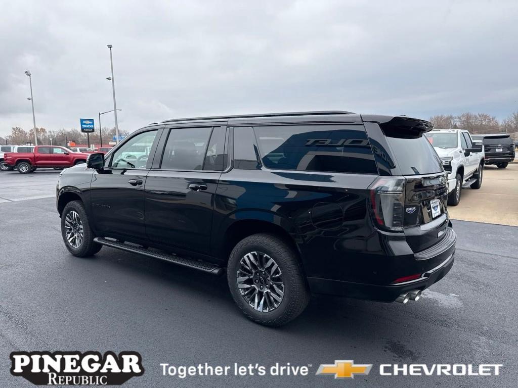 new 2025 Chevrolet Suburban car, priced at $73,625