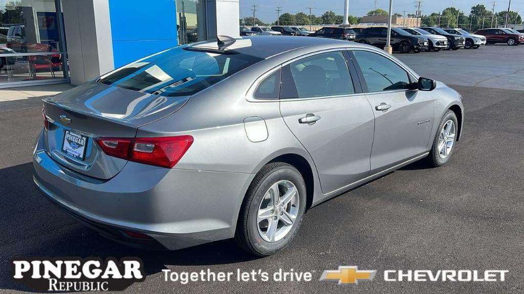 new 2025 Chevrolet Malibu car, priced at $22,745