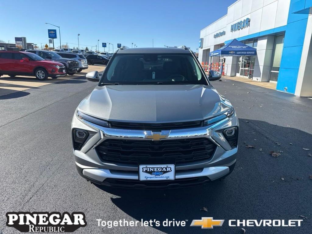 new 2025 Chevrolet TrailBlazer car, priced at $26,730