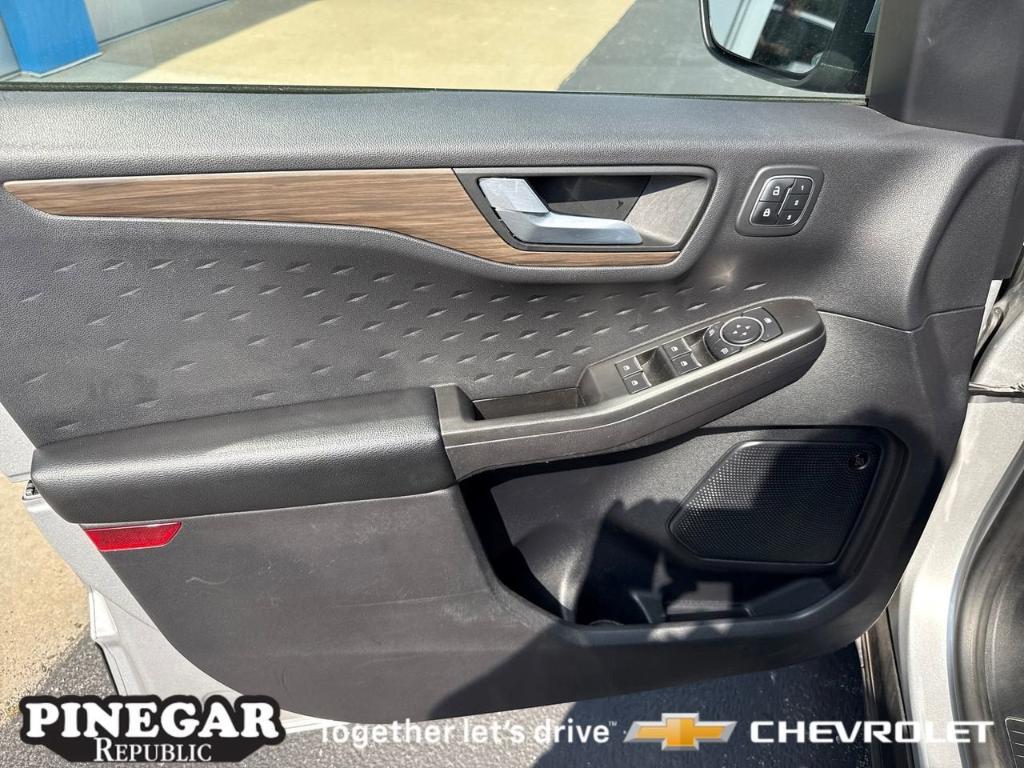 used 2020 Ford Escape car, priced at $21,623