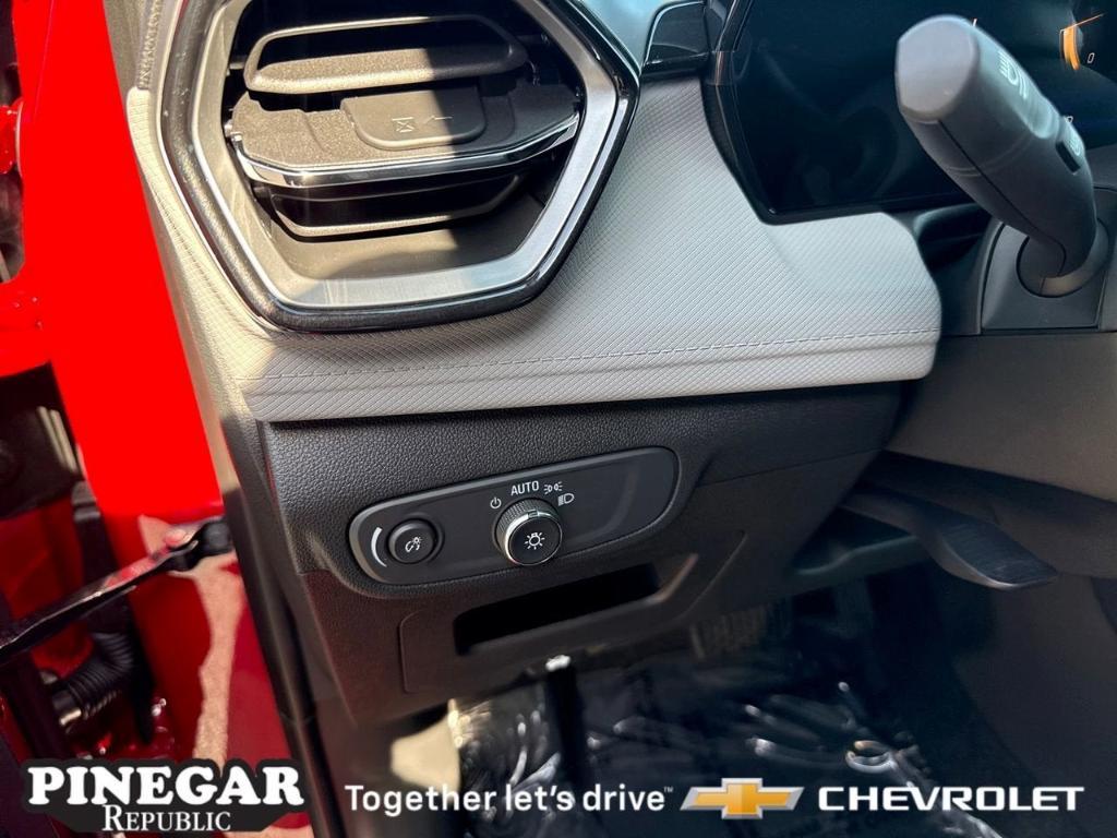 new 2026 Chevrolet TrailBlazer car, priced at $25,979