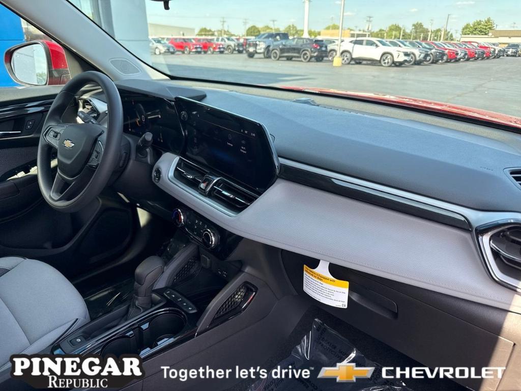 new 2026 Chevrolet TrailBlazer car, priced at $25,979