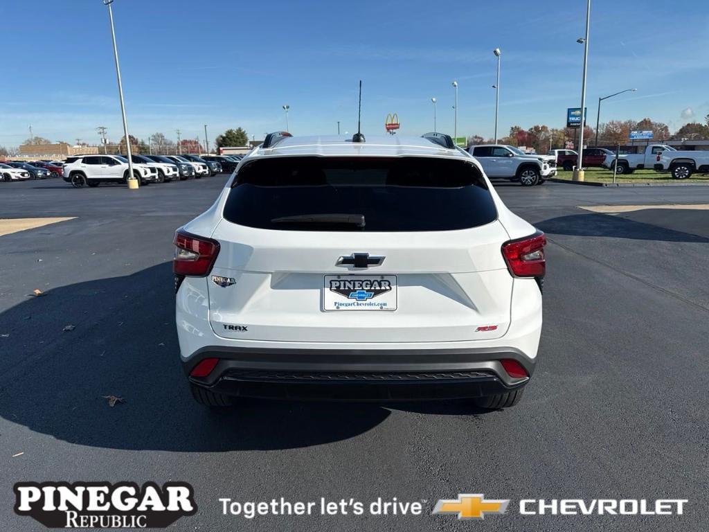 new 2025 Chevrolet Trax car, priced at $25,540