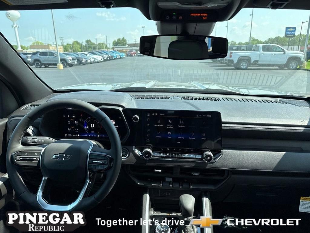 new 2025 Chevrolet Colorado car, priced at $43,815