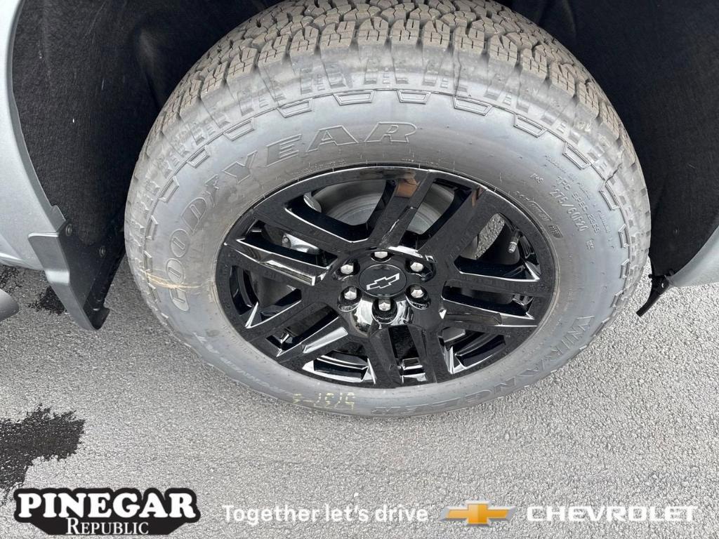 new 2025 Chevrolet Silverado 1500 car, priced at $41,740