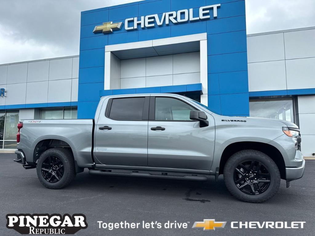 new 2025 Chevrolet Silverado 1500 car, priced at $47,990