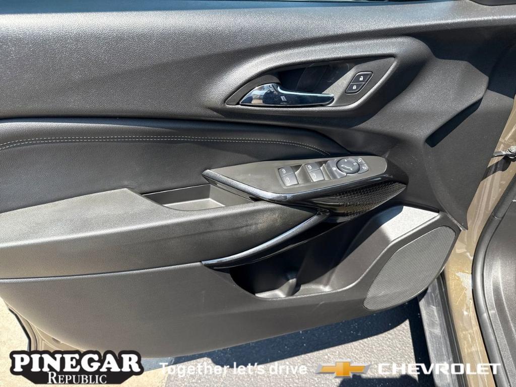 used 2024 Chevrolet Trax car, priced at $19,988