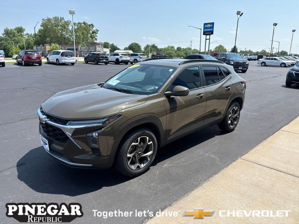 used 2024 Chevrolet Trax car, priced at $22,988